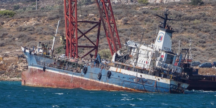 Το Αγία Ζώνη ΙΙ μετά την ανέλκυσή του.