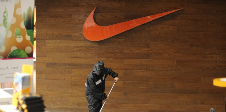 ce2rnike000_hkg4032184.jpg