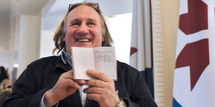 cedepardieu000_par7483821.jpg