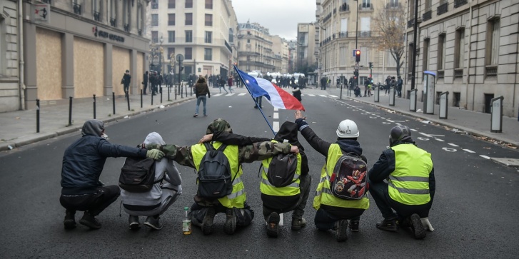 cegiletsjaunes000_1bf9vi.jpg