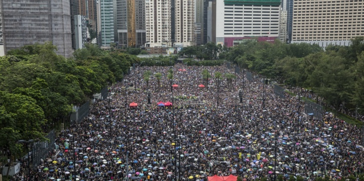 cehongkong000_1jl7qb.jpg