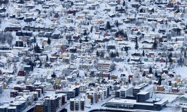 ‘You can walk around in a T-shirt’: how Norway brought heat pumps in from the cold