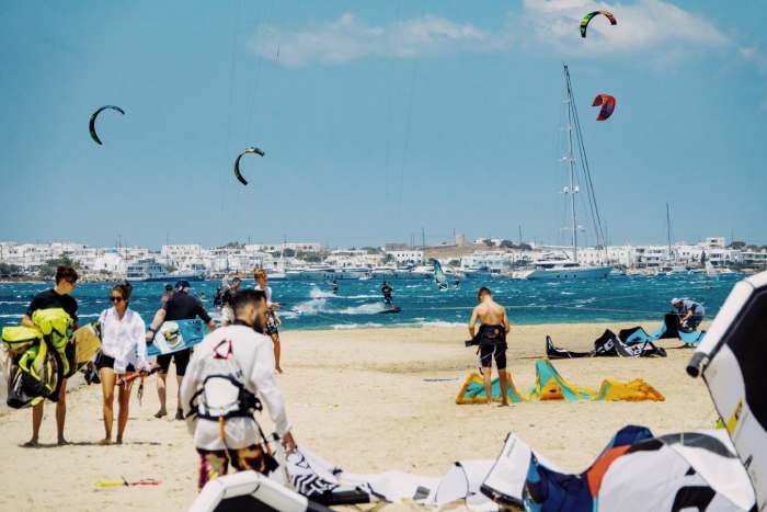 Paros