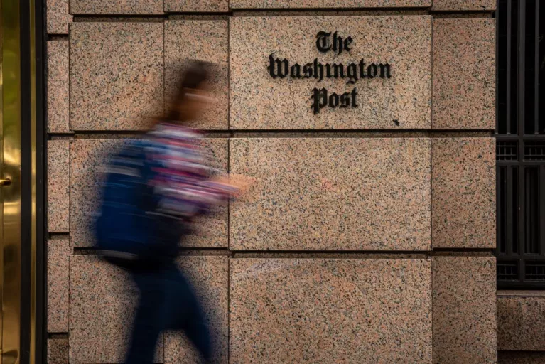 The Washington Post is digging its own grave