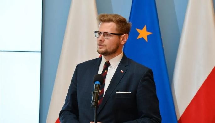 Polish Parliament strips official of immunity, clearing path for prosecution in spyware scandal