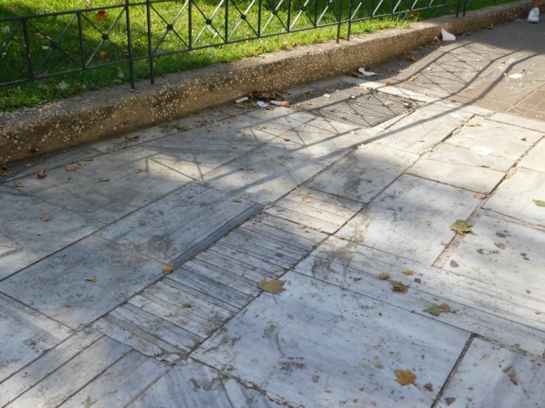 πεζοδρομια