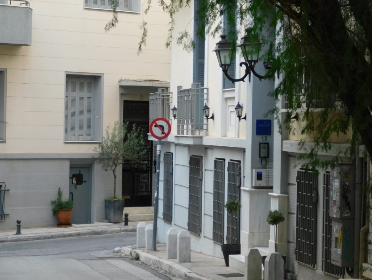airbnbplaka