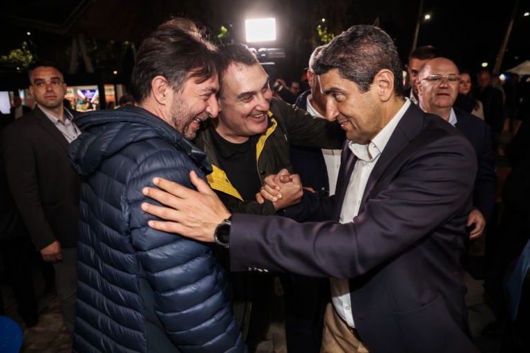 Ανακοίνωση των αποτελεσμάτων των εθνικών εκλογών στο εκλογικό περίπτερο της Νέας Δημοκρατίας στο Ηράκλειο Κρήτης, Κυριακή 21 Μαΐου 2023. (ΣΤΕΦΑΝΟΣ ΡΑΠΑΝΗΣ/EUROKINISSI)
