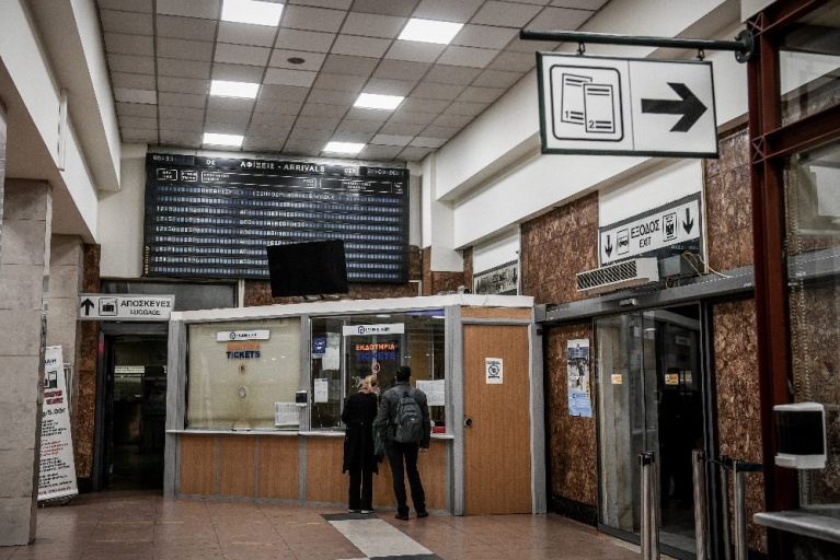 Στιγμιότυπα από τον σταθμό Λαρίσης στην Αθήνα, Τετάρτη 22 Μαρτίου 2023 (ΤΑΤΙΑΝΑ ΜΠΟΛΑΡΗ/EUROKINISSI)
