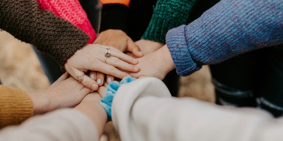 [Hannah Busing/Unsplash]