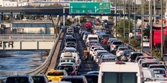 Μποτιλιάρισμα στη λεωφόρο Κηφισού, 13/10/2025. [Γιάννης Παναγόπουλος/Eurokinissi]