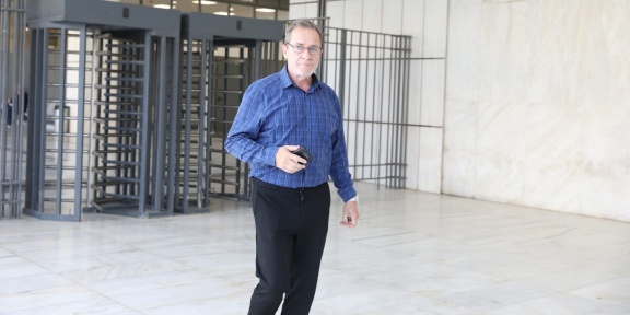 Στο Μικτό Ορκωτο Εφετείο Αθηνών ο ηθοποιός και σκηνοθέτης Δημήτρης Λιγνάδης, που κρίνεται σε δεύτερο βαθμό για υποθέσεις βιασμού ανηλίκων. Πέμπτη 18 Ιουνίου 2026. (ΔΑΝΑΗ ΔΑΥΛΟΠΟΥΛΟΥ / EUROKINISSI)