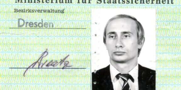 13putin-stasi-jumbo.jpg