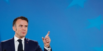 Ο πρόεδρος της Γαλλίας Εμανουέλ Μακρόν μιλάει σε συνέντευξη Τύπου μετά τη σύνοδο κορυφής της ΕΕ στις Βρυξέλλες, 17 Οκτωβρίου 2024. Ο πρόεδρος της Γαλλίας Εμανουέλ Μακρόν, στις 17 Οκτωβρίου 2024, κάλεσε το Ισραήλ να «τερματίσει τις στρατιωτικές του επιχειρήσεις». [Ludovic MARIN / AFP]