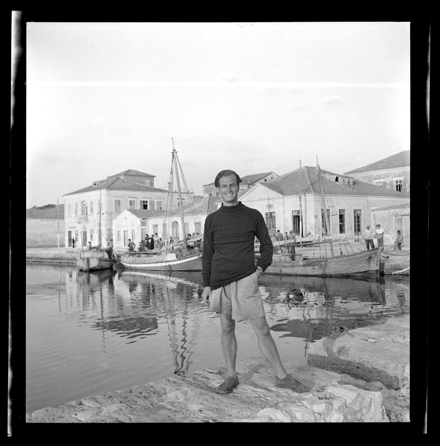 53.patrick-leigh-fermor-at-lixouri-cephalonia.jpg