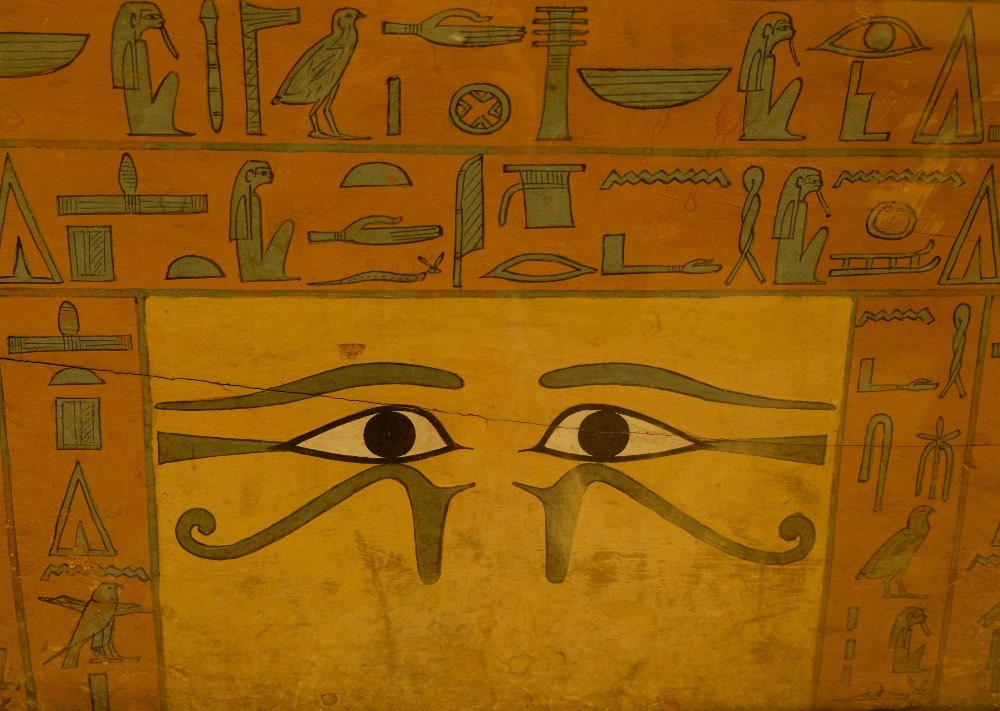 r2._eyes_of_horus.jpg